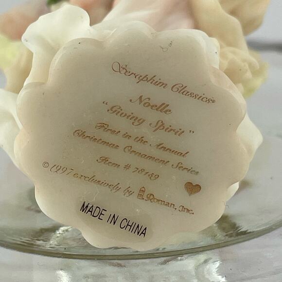 Seraphim Classics Noelle Angel Giving Spirit Christmas Ornament Roman Inc. 1997 - Picture 9 of 9